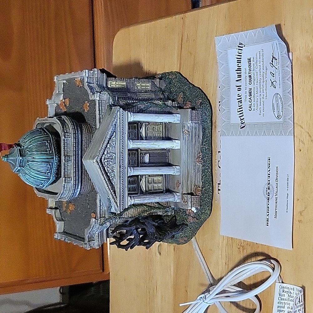 Bradford Exchange America's Most Haunted Calcasieu Courthouse